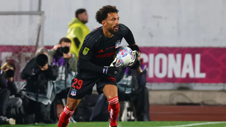 Vozinha, arquero de Colo Colo.