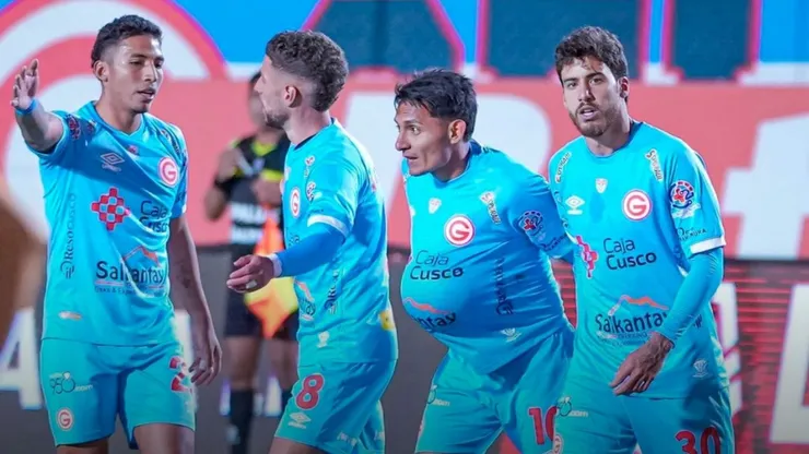 Jugadores de Deportivo Garcilaso.