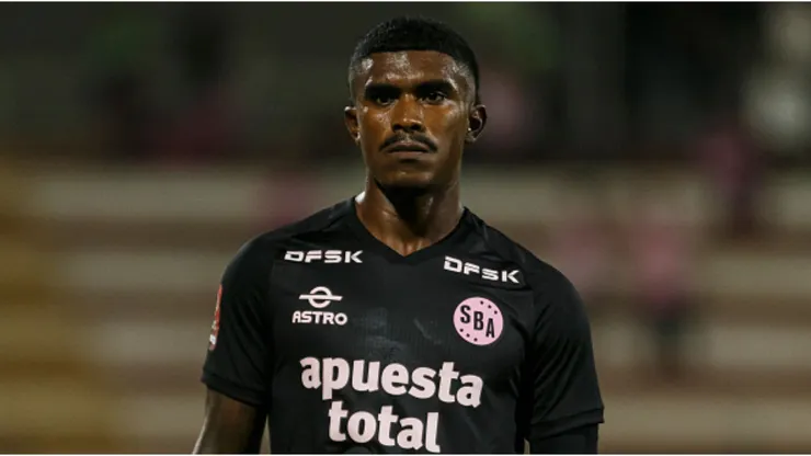 Oslimg Mora, volante de Sport Boys.