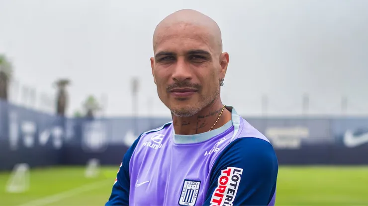Paolo Guerrero, delantero de Alianza Lima.