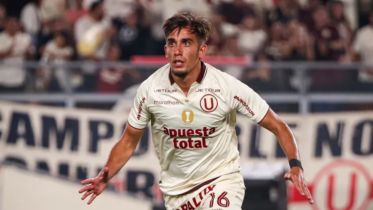 Martín Pérez Guedes, en su último clásico ante Alianza Lima con la camiseta de Universitario.