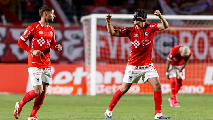 Jugadores de Cienciano celebrando en el Cusco.