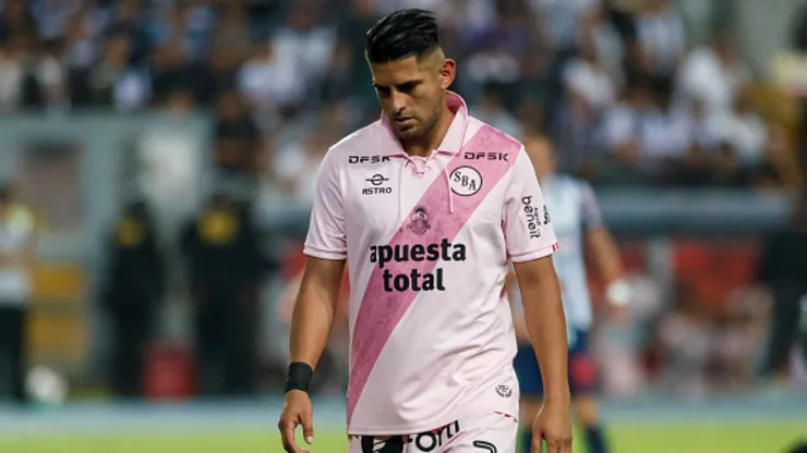 Carlos Zambrano, defensa de Sport Boys.