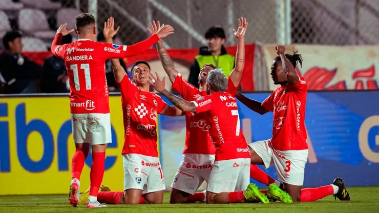 Cienciano vs. Montevideo City Torque por la Sudamericana 2026.