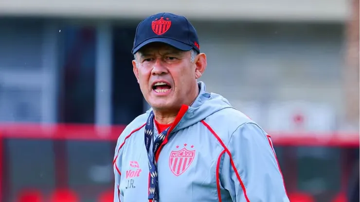 Juan Reynoso, flamante DT de Necaxa.