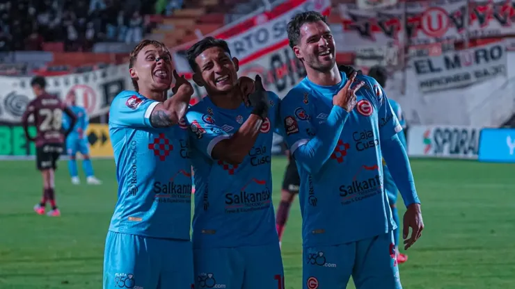 Deportivo Garcilaso goleó a Universitario y volvió a lo más alto del Clausura.
