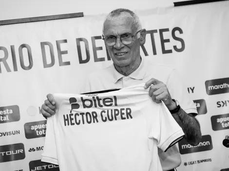Universitario cambiaría de posición y pensaría en cortar el proceso de Héctor Cúper