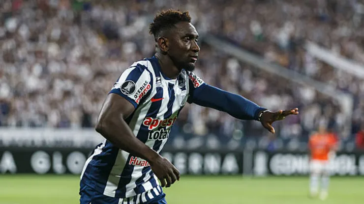 Eryc Castillo tomó una decisión radical dentro de Alianza Lima.
