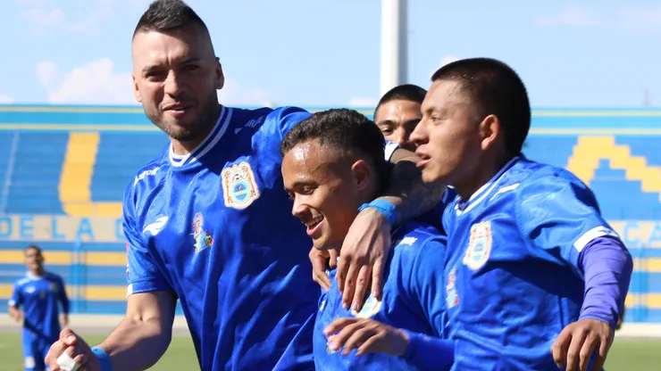 Deportivo Binacional, en un partido de Liga 2 en este 2026.