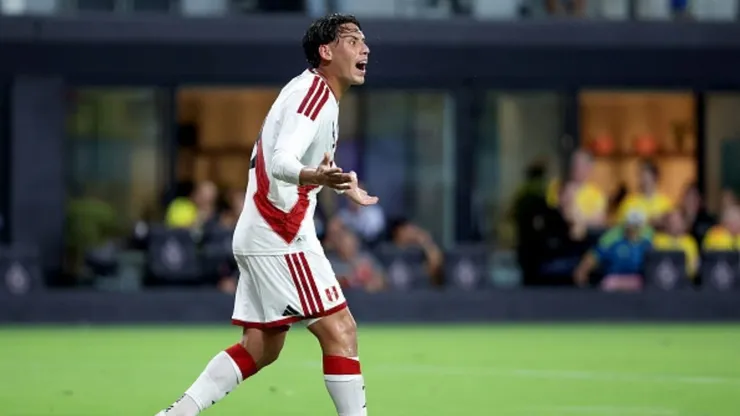 Erick Noriega, defensa de Perú.