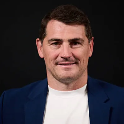 Iker Casillas escogió entre Alianza Lima y Universitario por este crack peruano