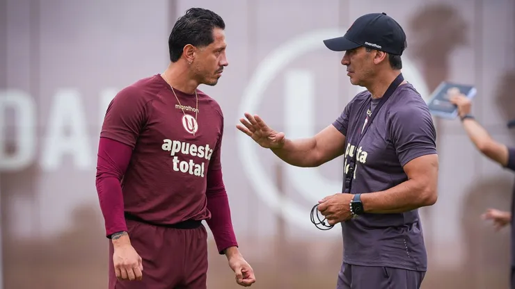 Gianluca Lapadula y Fabián Bustos.