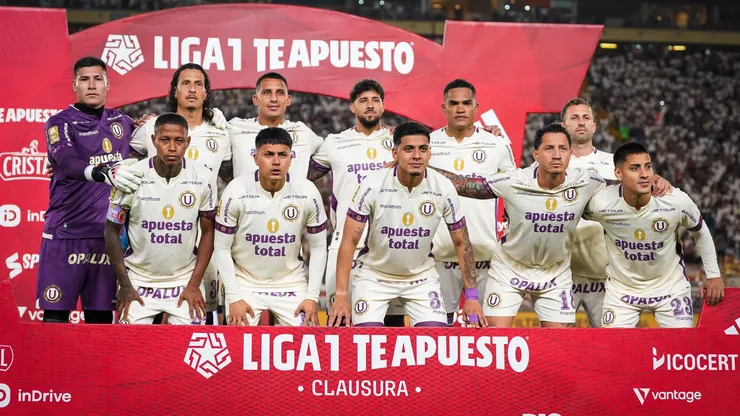 El equipo titular de Universitario ante Melgar.