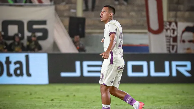 Álex Valera, delantero de Universitario.