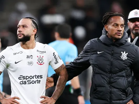 La fuerte crisis en Corinthians que complica el futuro de André Carrillo