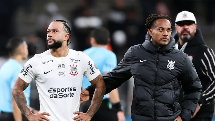 André Carrillo, en crisis en Corinthians.