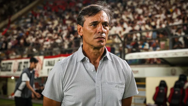 Fabián Bustos le cambió la cara a Universitario desde su llegada.