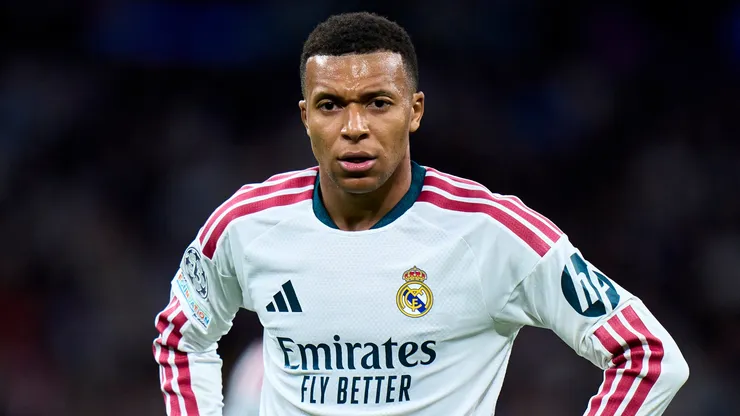 Kylian Mbappé, el causante de un inminente apagón al fútbol español en China.