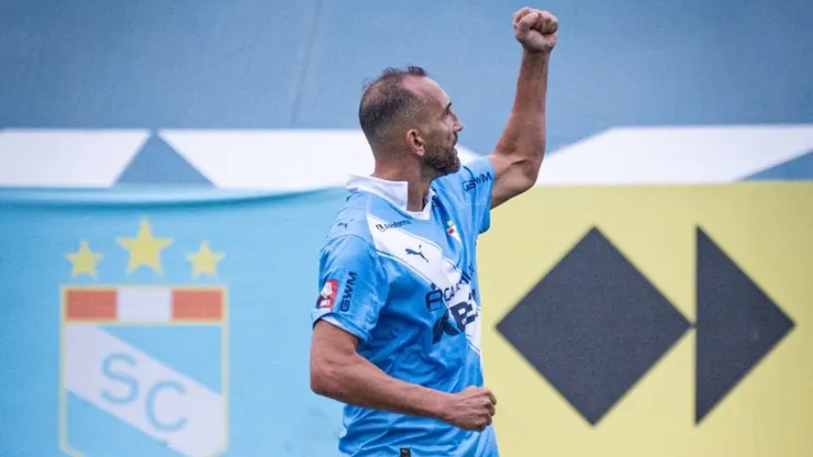 Hernán Barcos, delantero de Sporting Cristal.