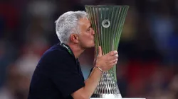 TIRANA, ALBANIA - MAY 25: Jose Mourinho, Head Coach of AS Roma celebrates with the UEFA Europa Conference League Trophy after their sides victory in the UEFA Conference League final match between AS Roma and Feyenoord at Arena Kombetare on May 25, 2022 in Tirana, Albania. (Photo by Alex Pantling/Getty Images)