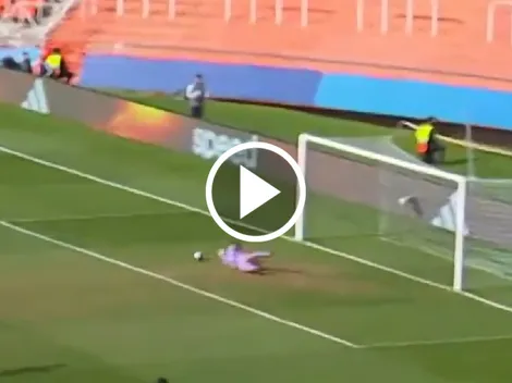 ¡Floja respuesta del arquero! Nueva Zelanda le regaló el primero a Estados Unidos