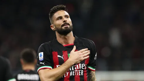 Milan aprovechó la ayuda de Inter y clasificó a la Champions