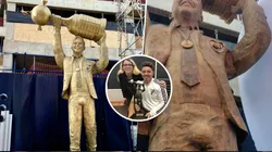 Mercedes Savall, escultura de la estatua de Marcelo Gallardo, explicó los detalles de la obra.