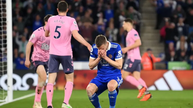 LEICESTER, ENGLAND - MAY 01: Jamie Vardy of Leicester City reacts after a missed chance during the Premier League match between Leicester City and Everton FC at The King Power Stadium on May 01, 2023 in Leicester, England. (Photo by Michael Regan/Getty Images)