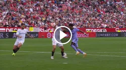 VIDEO | Rodrygo saca a pasear a Montiel y marca un GOLAZO contra el Sevilla