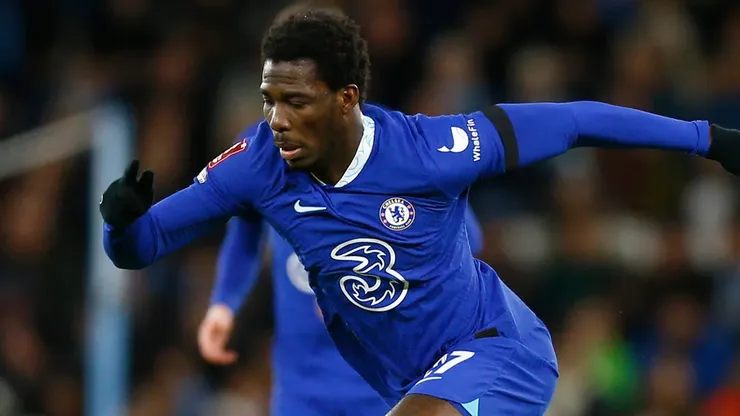 El 'nuevo Drogba' se compra un superdeportivo valuado en 90 mil dólares