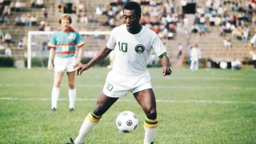 Pelé, en el extinto Cosmos (Twitter)