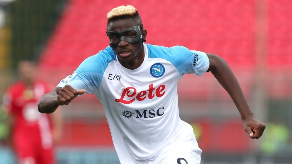 Victor Osimhen, delantero goleador de Napoli.