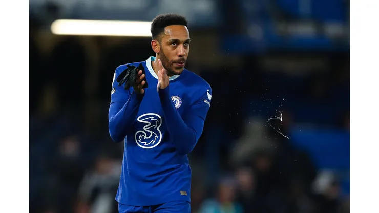 Marcha atrás: Aubameyang sale del retiro internacional con Gabón