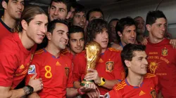 Fue campeón del mundo con España en Sudáfrica 2010 y anunció su retiro