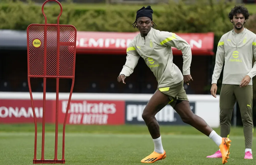 Rafael Leao (acmilan.com)