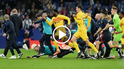 VIDEO | Invasión de hinchas de Espanyol hizo escapar a jugadores de Barcelona en los festejos
