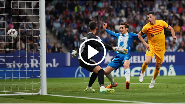 VIDEO | Lewandowski acercó a Barcelona al título con un poco ortodoxo rodillazo