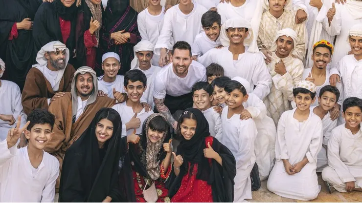 Trascendió la cifra que recibió Lionel Messi de parte de Arabia Saudita. @AhmedAlKhateeb
