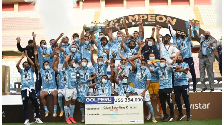 Fue tricampeón con Cristal, pero hoy deja el club.
