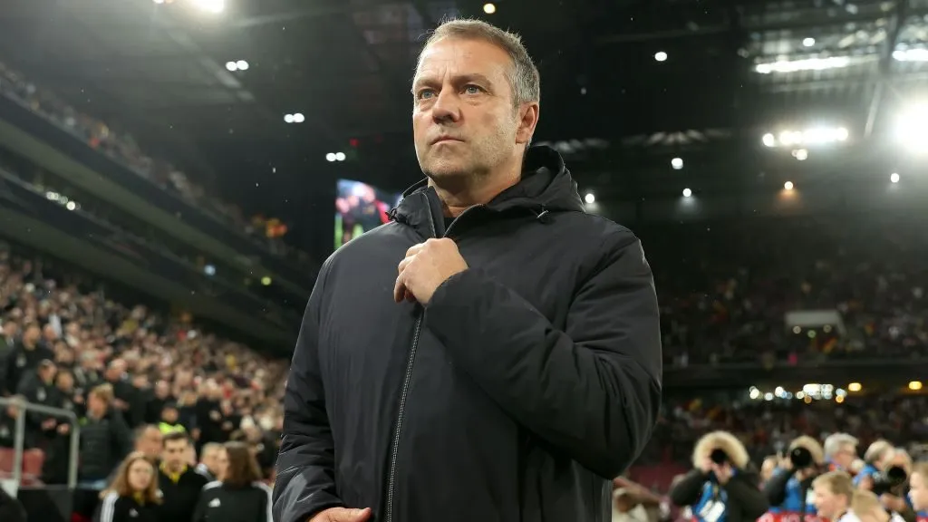 Hansi Flick ya no será el seleccionador mejor pago del mundo. (Photo by Alexander Hassenstein/Getty Images)