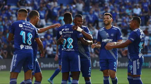 Emelec tuvo que pagarle una deuda a este delantero.