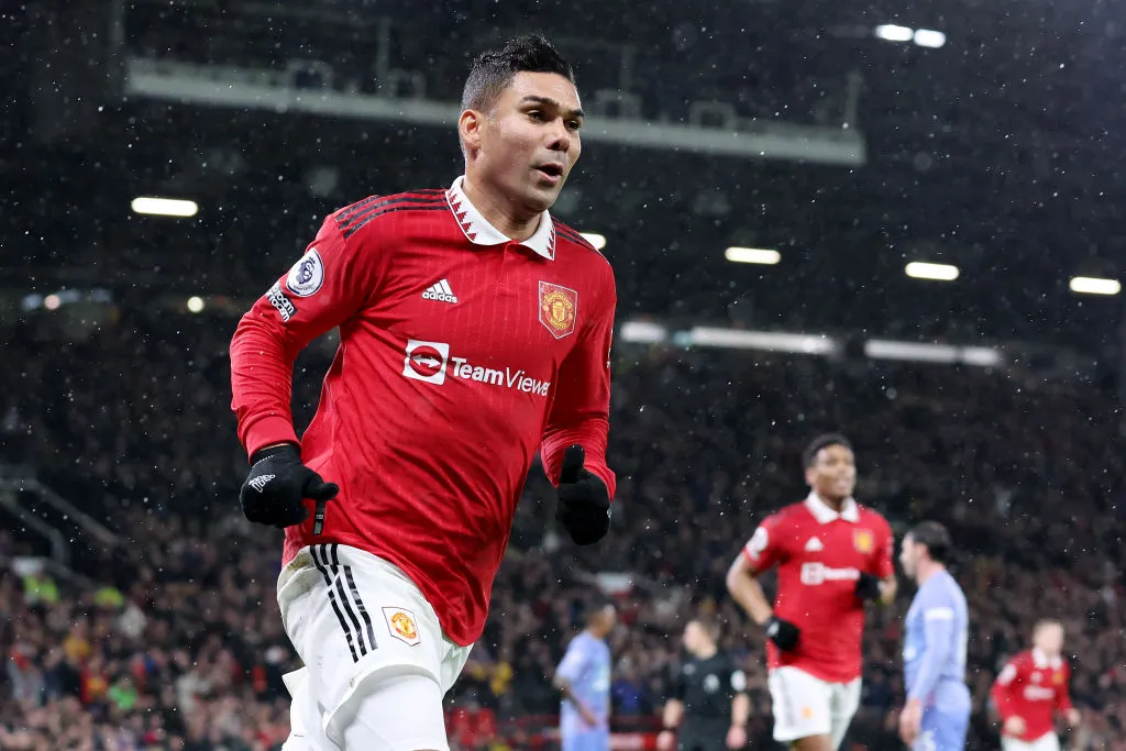 Casemiro, uno de los señalados para dejar el United. (Photo by Alex Livesey/Getty Images)