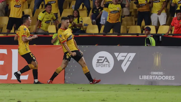 El delantero argentino puede salir de Barcelona SC