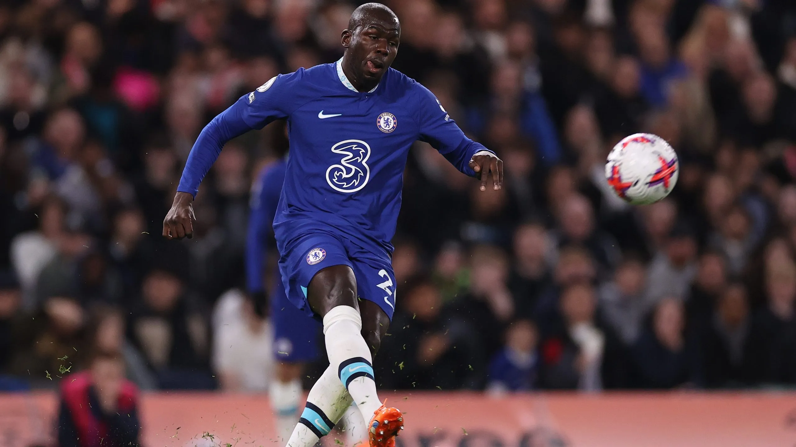 Kalidou Koulibaly en sus últimos momentos en Chelsea antes de pasar al Al Hilal. Getty Images