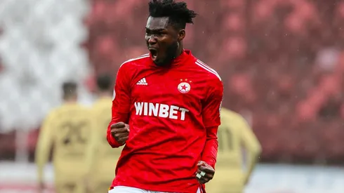 Un tradicional de España: Jordy Caicedo, con opciones de regresar a Europa