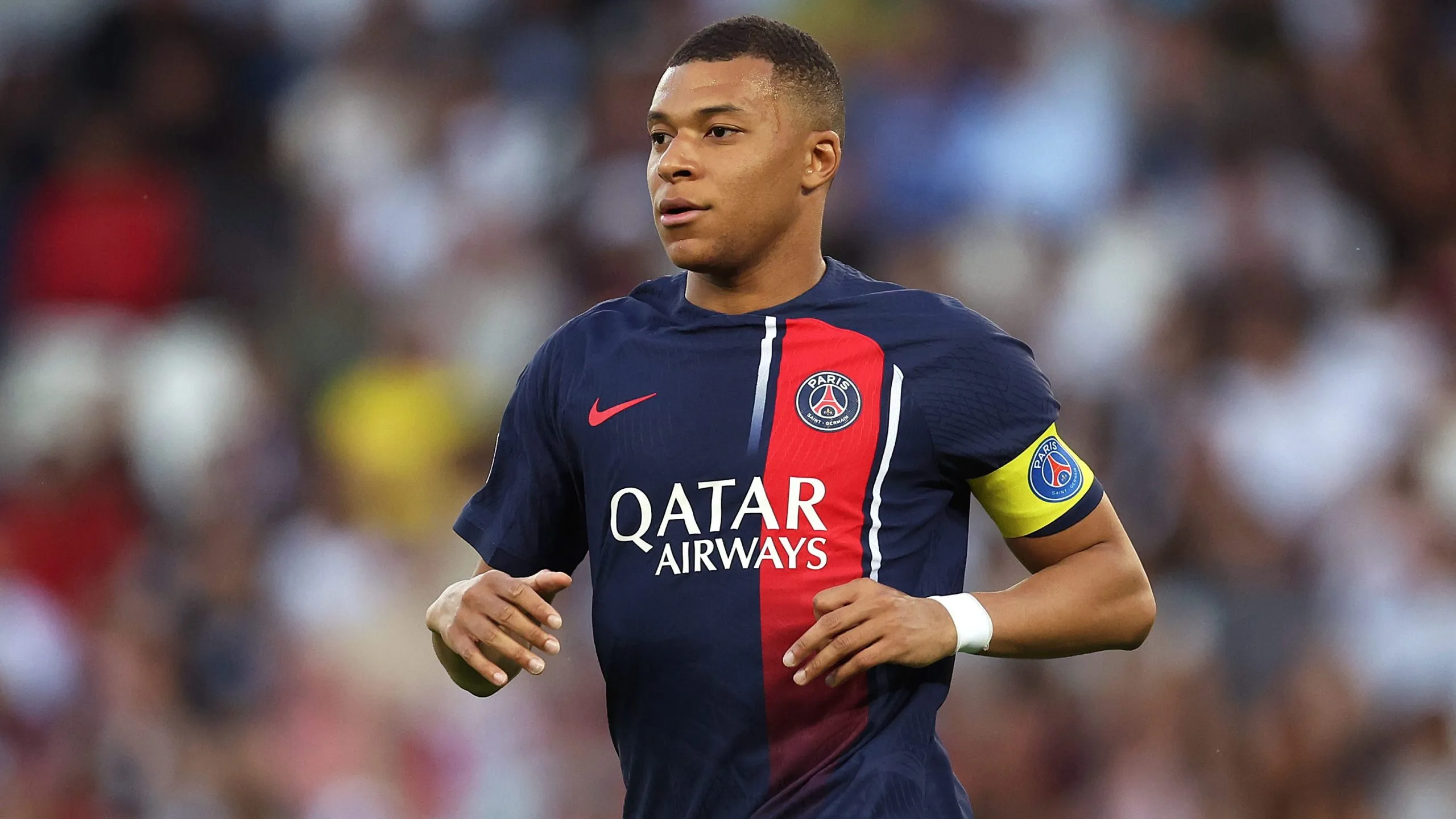 Kylian Mbappé preferiría quedarse en el PSG hasta junio del 2024. Getty Images.