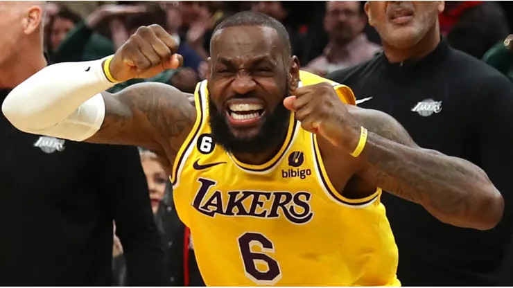 LeBron James con Los Angeles Lakers en la NBA.