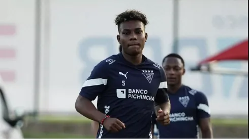 Revelan los clubes que ofertaron ya por Óscar Zambrano