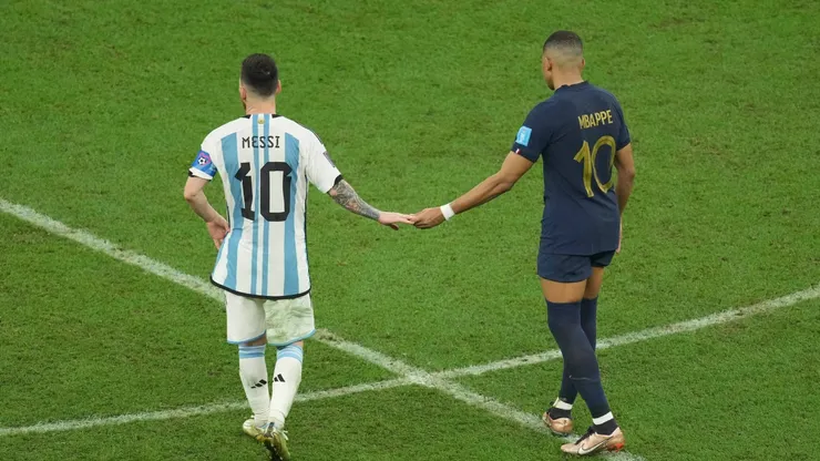Lionel Messi y Kylian Mbappé, en la final de la última Copa del Mundo.