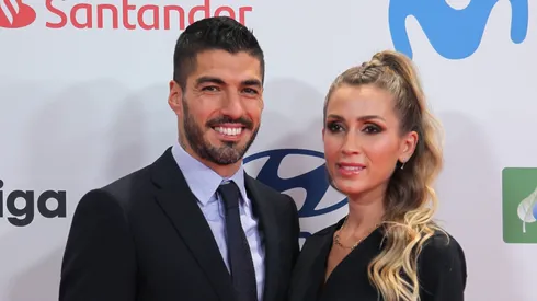 Luis Suárez, junto a su esposa Sofía Balbi.